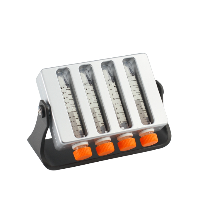 MAG-15-3 - Before attraction - After attraction - 3. The new clip holder makes it easy to p