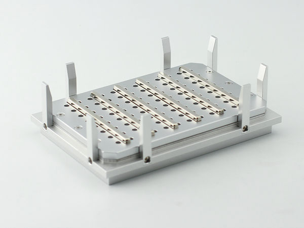AUTO-96-6-A-6 - 1. The rack offers excellent handling and appearance.