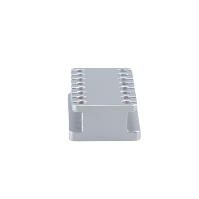 MAG-16-4-P - 1. This magnetic rack is suitable for eight-strip tubes (0.1 ml or 0.2 ml) and s