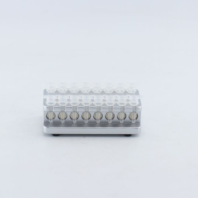 MAG-16-4-P - 1. This magnetic rack is suitable for eight-strip tubes (0.1 ml or 0.2 ml) and s