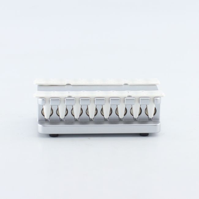 MAG-16-4-P - 1. This magnetic rack is suitable for eight-strip tubes (0.1 ml or 0.2 ml) and s
